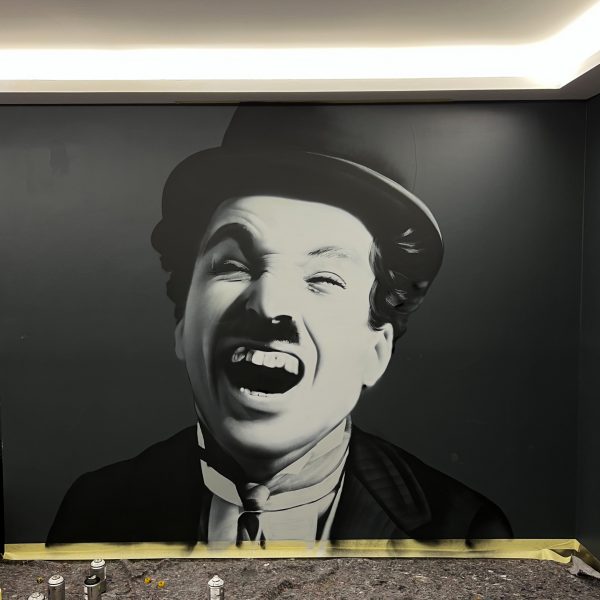 Mural-graffiti-chaplin-cine-cinema-ocine-dase-granollers-barcelona-scaled